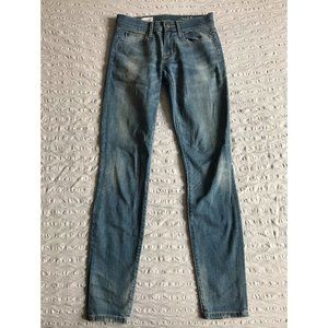 NWOT Gap skinny jean